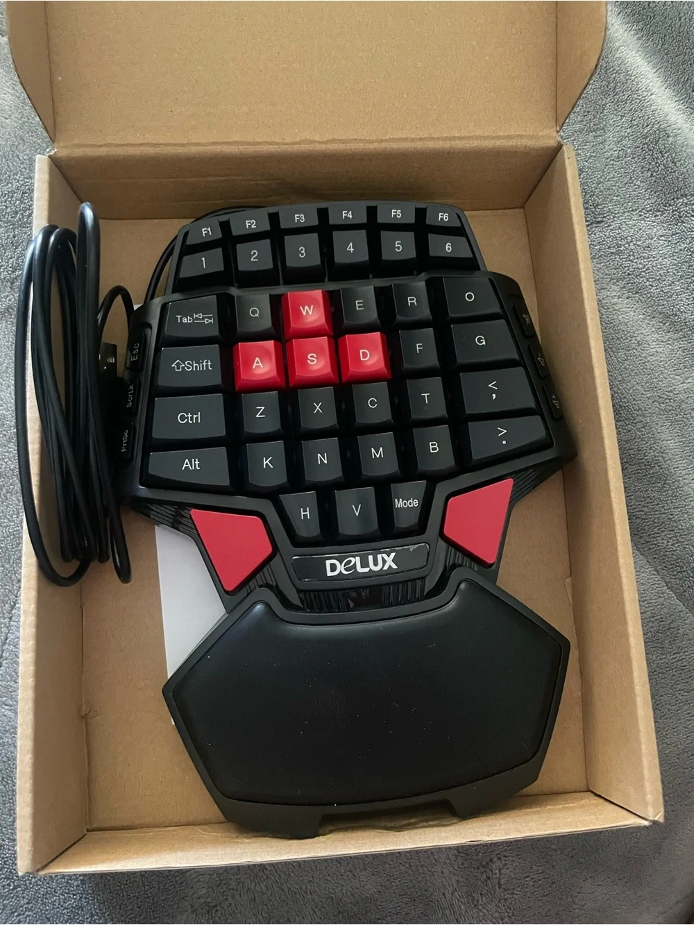 Wired Gaming Keypad - Black with Red Accents